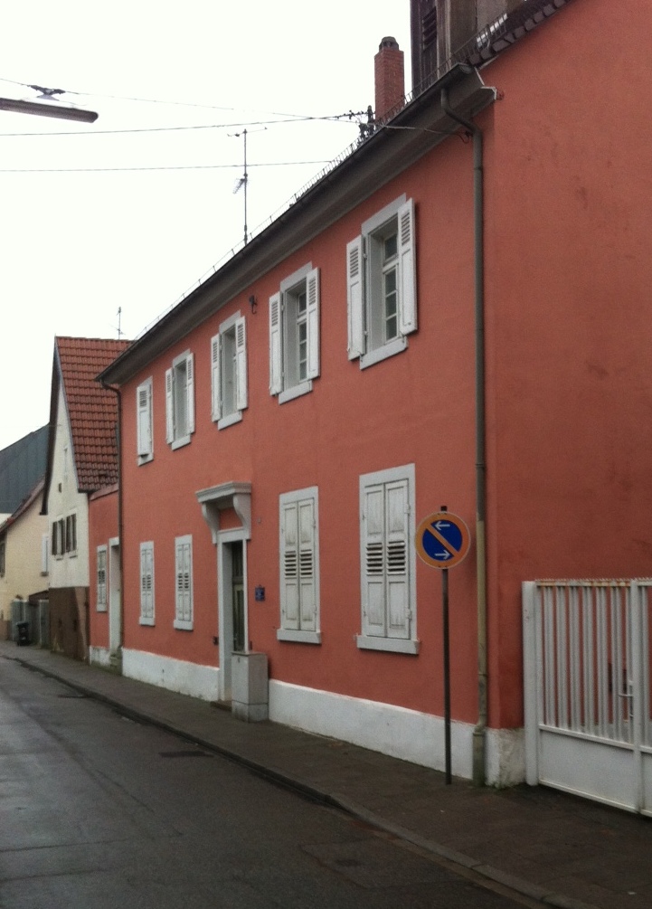 aue_rathaus_front.jpg